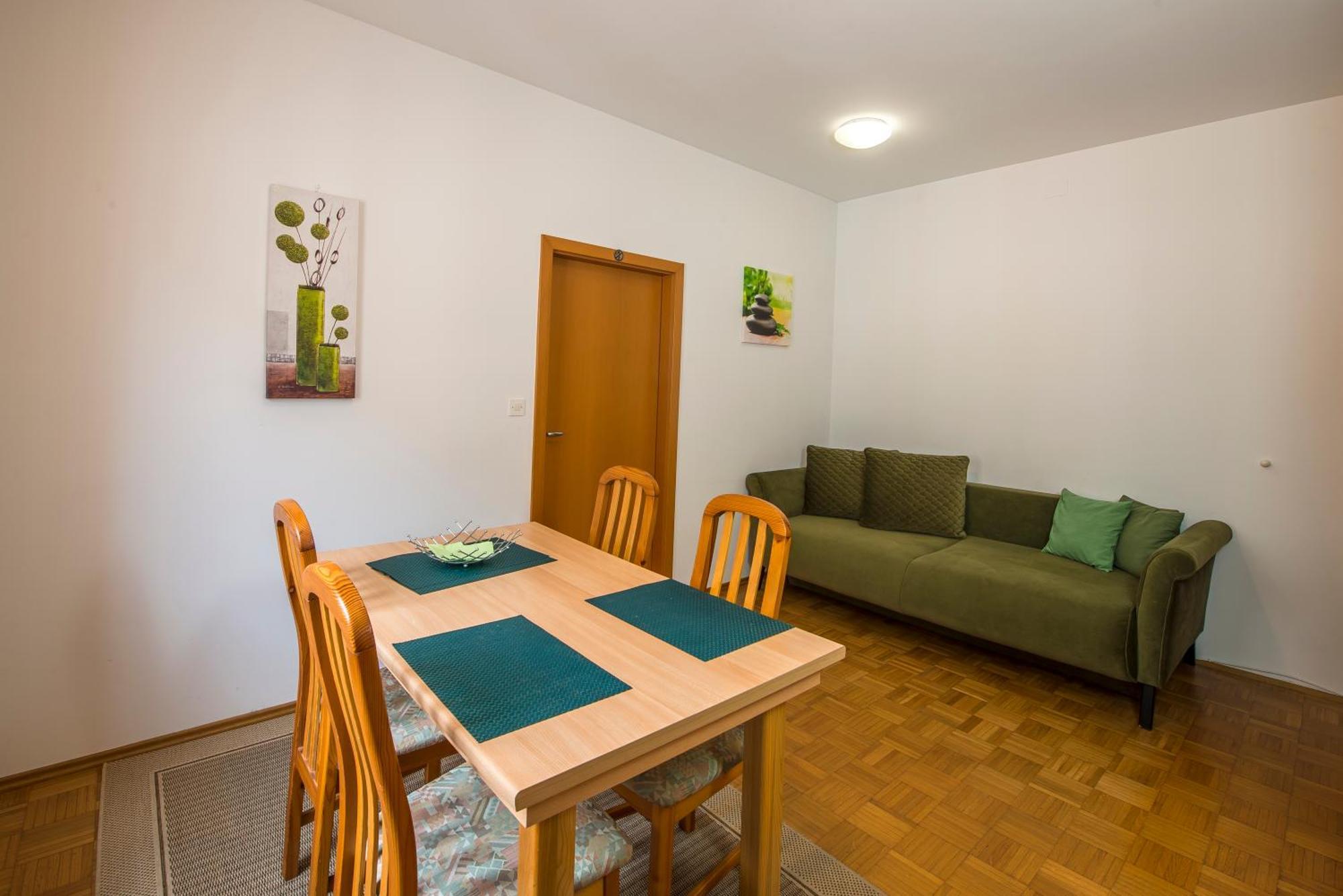 Apartments Rombon Klavdij With Free Onsite Parking 博维茨 外观 照片